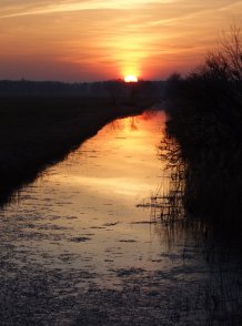 Sonnenuntergang über Schwinkels Moor
